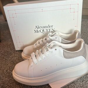 Adidas Alexandra McQueen white with grey velour